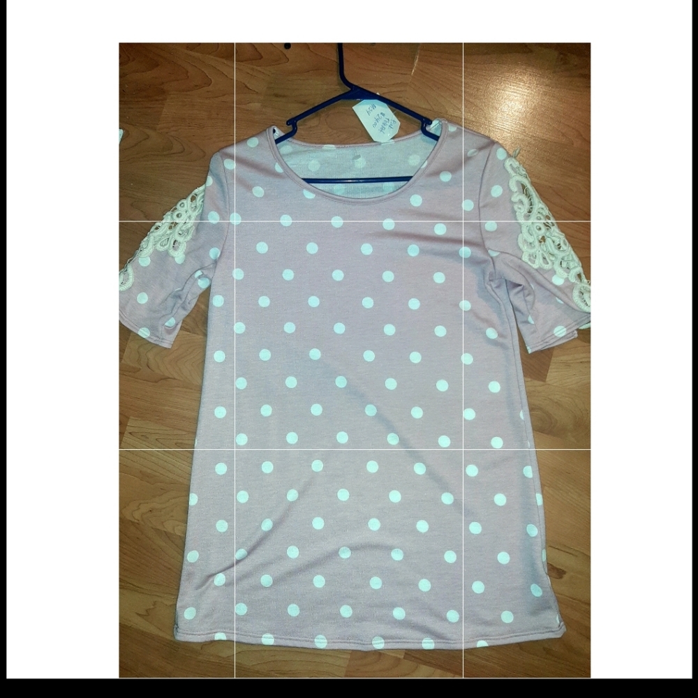 New lifestyle boutique top medium
